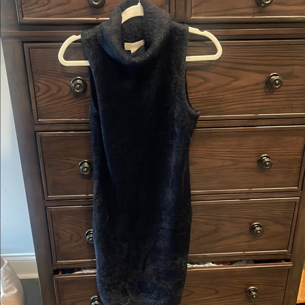 Elegant Black Sleeveless Dress